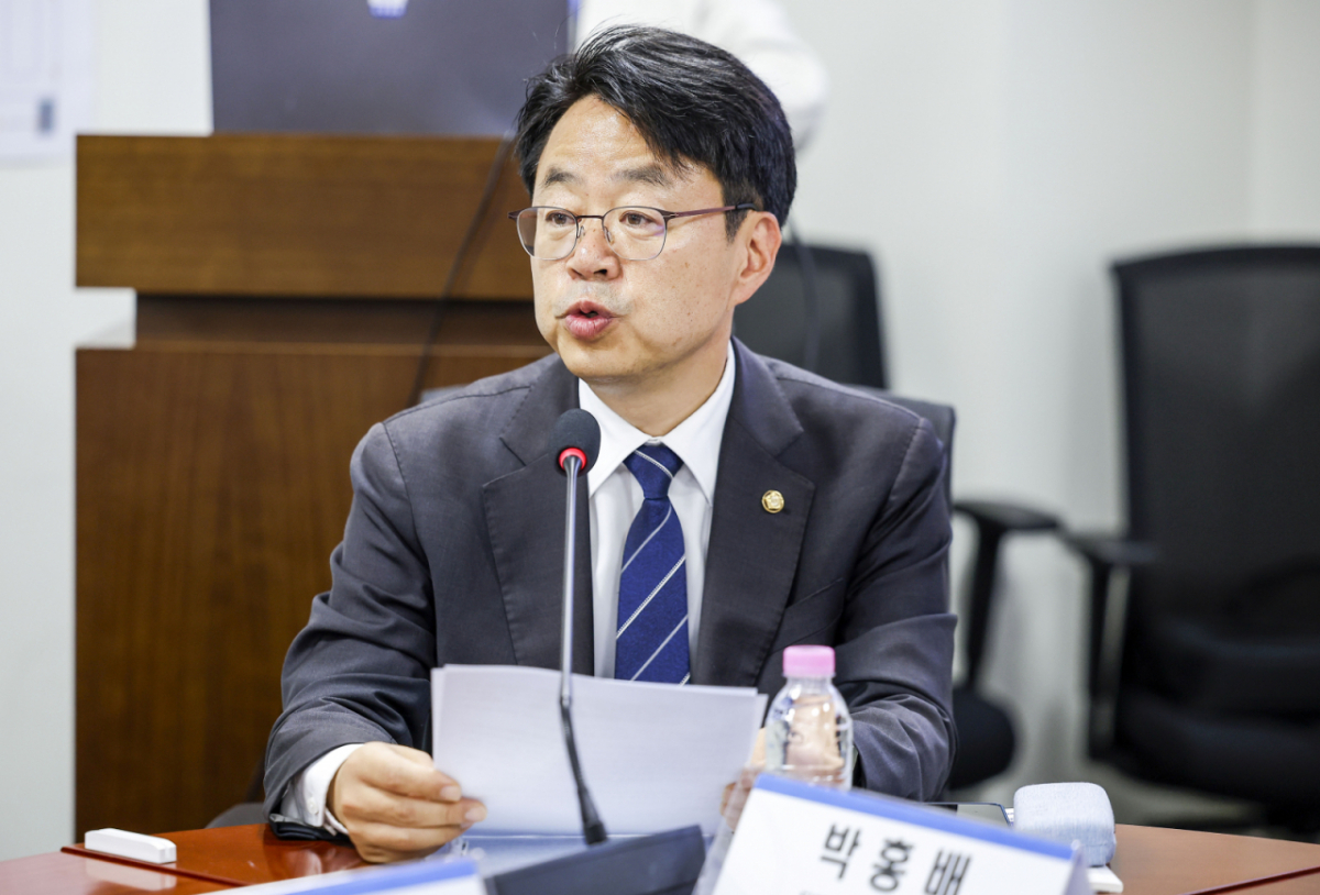 박홍배 더불어민주당 의원. /사진=뉴시스 /사진=정병혁