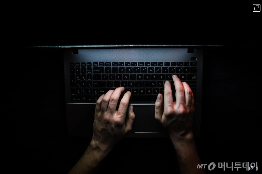 [서울=뉴시스]러시아 해커 그룹이 지난해 핵 과학자, 방위 사업체, 그리고 정부 공무원들을 대상으로 사이버 스파이 활동을 벌여 왔다고 민간 연구원들과 미 첩고 기관들이 23일(현지시각) 경고했다고 CNN이 보도했다.  2026.-7.24. /사진=유세진