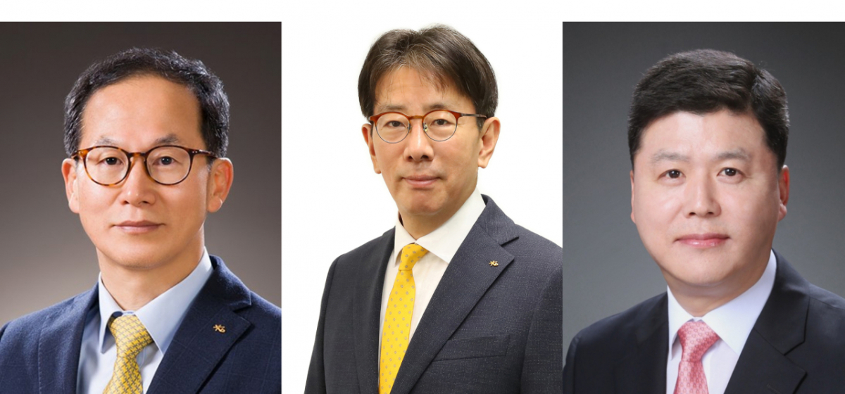 사진 왼쪽부터 양종희 KB금융 회장, 이재근 KB금융 부문장, 권광석 전 우리은행장