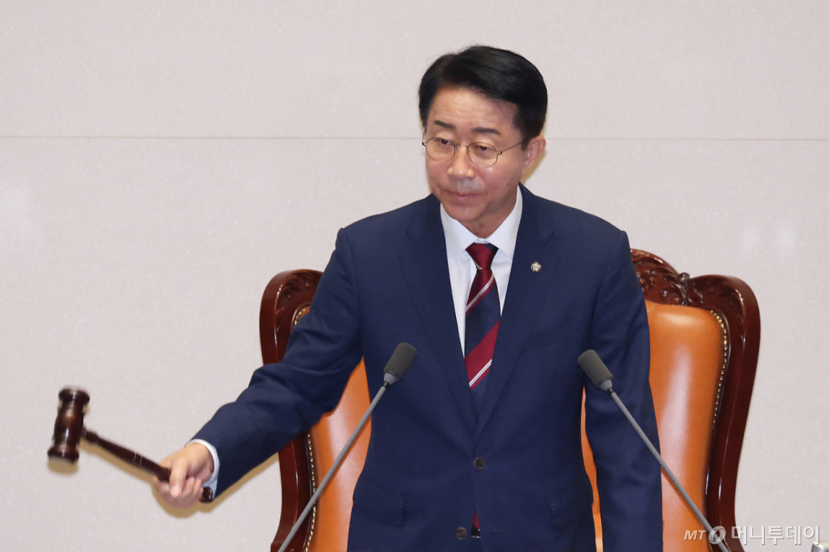 (서울=뉴스1) 신웅수 기자 = 조정식 국회의장이 26일 서울 여의도 국회에서 열린 제438회국회(임시회) 제2차 본회의에서 의사봉을 두드리고 있다. 2026.8.26/뉴스1 Copyright © 뉴스1. All rights reserved. 무단 전재 및 재배포, AI학습 이용 금지. /사진=(서울=뉴스1) 신웅수 기자