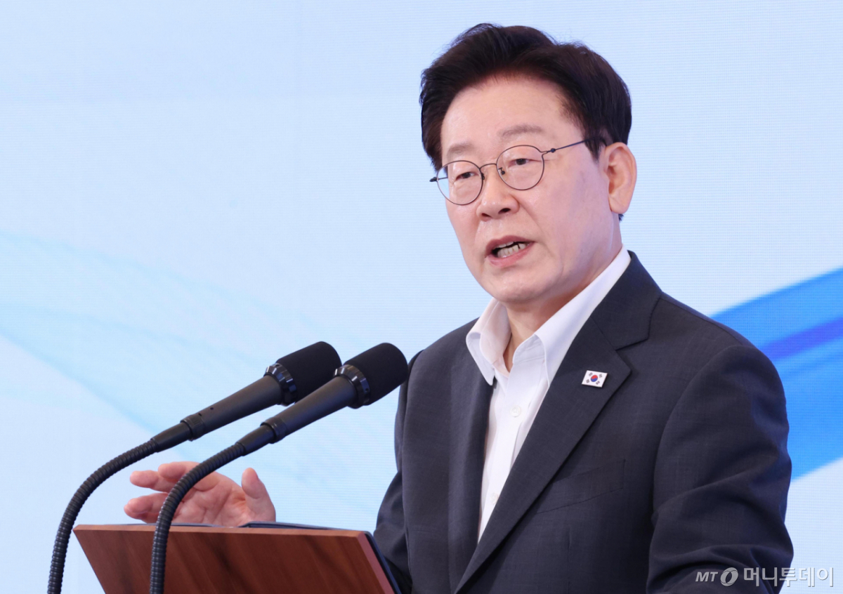 [서울=뉴시스] 조성봉 기자 = 이재명 대통령이 28일 청와대에서 열린 '청년예산 언박싱 2027' 행사에서 발언하고 있다. 2026.08.28. suncho21@newsis.com /사진=조성봉
