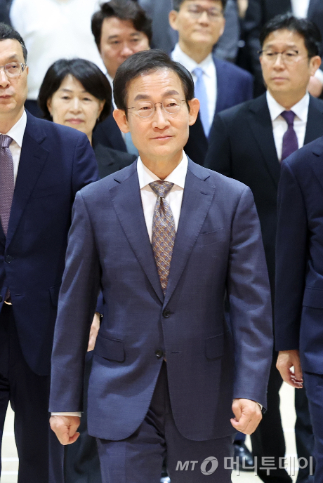 [서울=뉴시스] 김금보 기자 = 김호철 감사원장이 28일 오전 서울 종로구 감사원에서 열린 개원 78주년 감사의 날 기념식에 참석하고 있다. 2026.08.28. kgb@newsis.com /사진=김금보