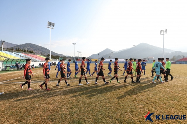 K리그 유소년 선수들. /사진=한국프로축구연맹 제공