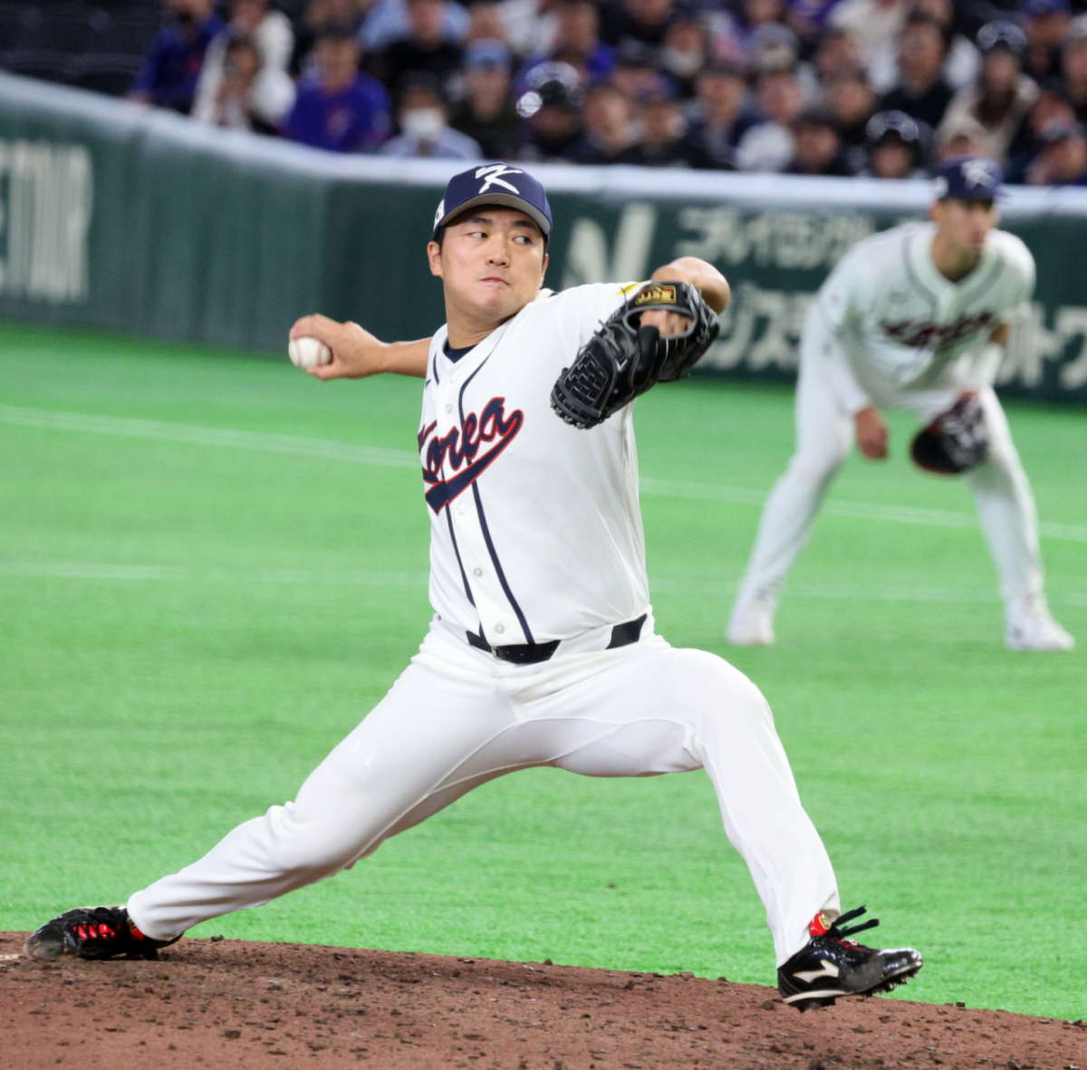 한국 우완투수 고우석이 지난 3월 8일 도쿄돔에서 열린 2026 WBC 도쿄POOL 대한민국과 대만 경기 8회초 무실점 피칭을 펼친후 환호하고 있다. 026.03.08. /사진=강영조 cameratalks@