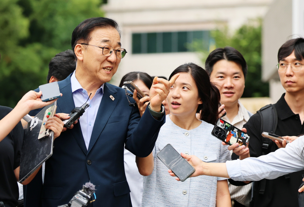 (서울=뉴스1) 오대일 기자 = 김윤덕 국토교통부 장관이 26일 서울 중구 정동에서 열린 서울 주택 공급 현안 논의를 위한 오세훈 서울시장과의 2차 회동에 참석하고 있다. 2026.8.26/뉴스1 Copyright © 뉴스1. All rights reserved. 무단 전재 및 재배포, AI학습 이용 금지. /사진=(서울=뉴스1) 오대일 기자