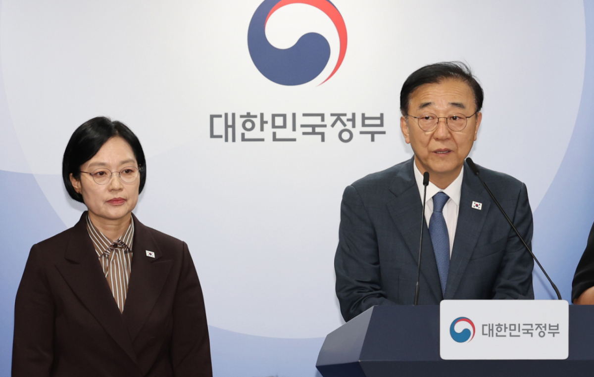 (서울=뉴스1) 이종덕 기자 = 김윤덕 국토교통부장관이 3일 서울 종로구 정부서울청사에서 행정·공공기관 이전 관련 기자회견을 하고 있다. 2026.9.3/뉴스1 Copyright © 뉴스1. All rights reserved. 무단 전재 및 재배포, AI학습 이용 금지. /사진=(서울=뉴스1) 이종덕 기자