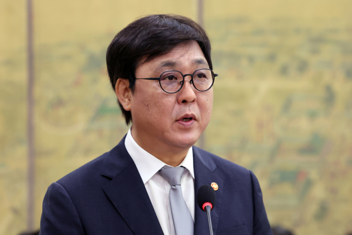 최휘영 문화체육관광부 장관이 지난달 26일 오전 서울 여의도 문화체육관광위원회 전체회의에서 업무보고를 하고 있다. / 사진 = 뉴스1