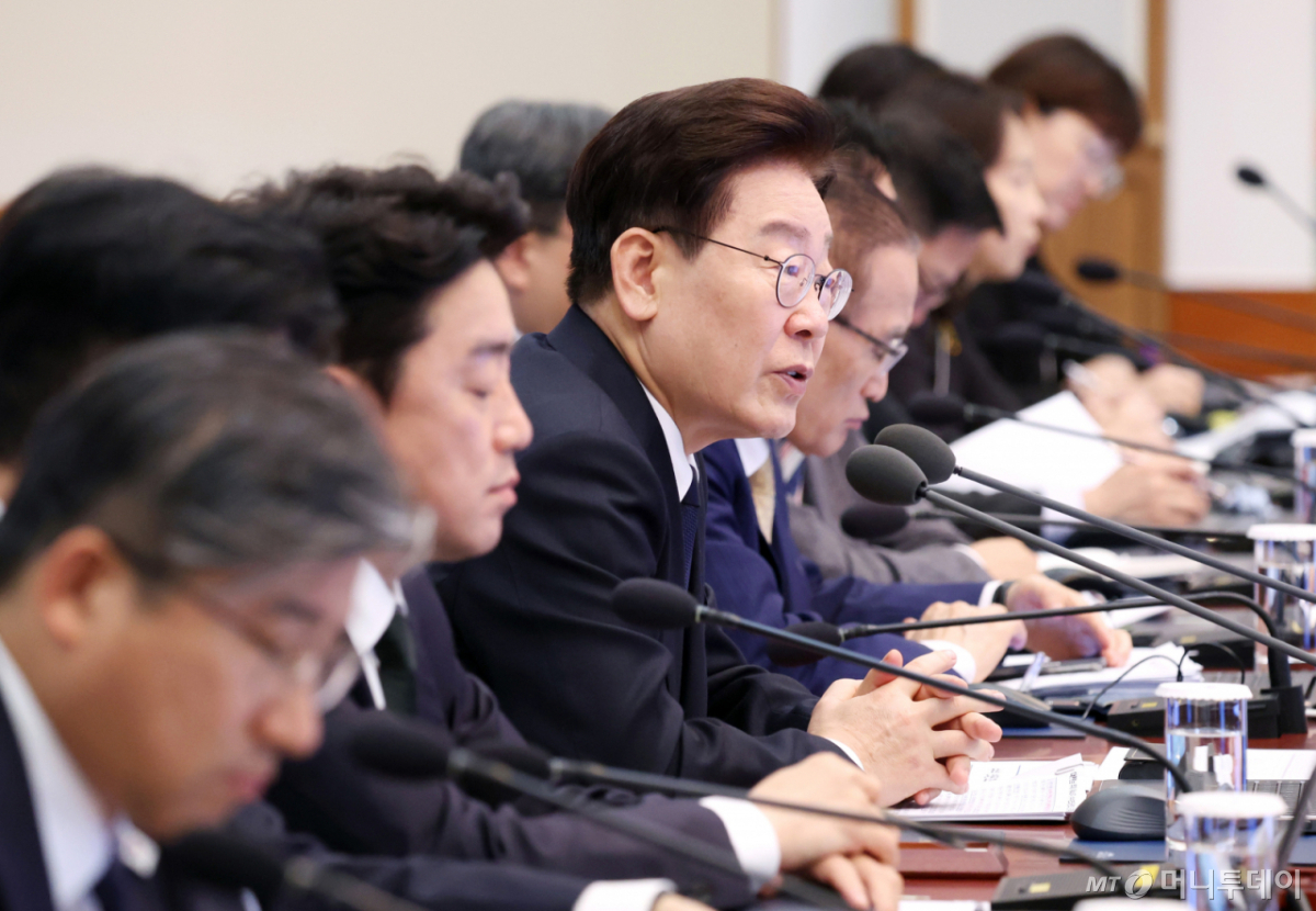 [서울=뉴시스] 조성봉 기자 = 이재명 대통령이 3일 청와대에서 열린 수석보좌관회의에서 발언하고 있다. 2026.09.03. suncho21@newsis.com /사진=김진아