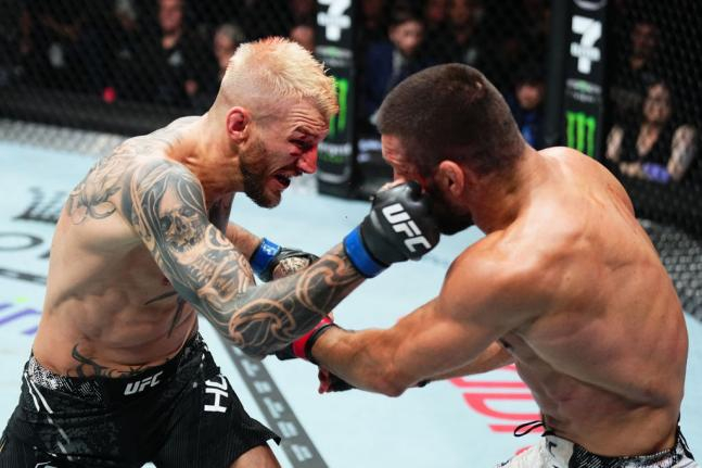 댄 후커(왼쪽). /사진=UFC 제공