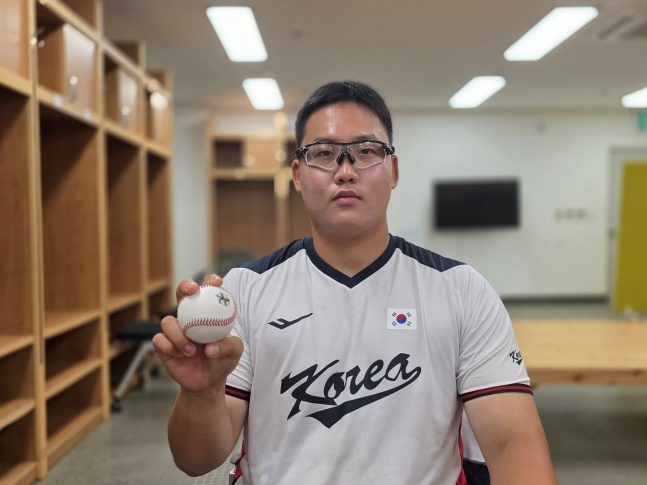 광주진흥고 김민훈이 최근 울산 문수야구장에서 열린 한국 U-18 야구 국가대표 훈련을 마치고 스타뉴스와 인터뷰에 응했다. /사진=김동윤 기자