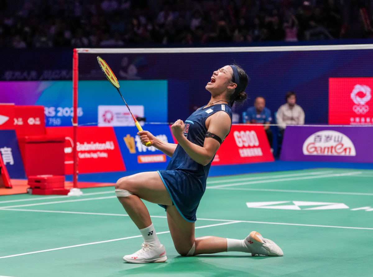 안세영(1위)이 지난 6일(현지 시간) 중국 광둥성 선전에서 열린 2026 세계배드민턴연맹(BWF) 월드투어 중국 마스터스(슈퍼750) 여자 단식 결승에서 미야자키 도모카(9위·일본)를 꺾은 뒤 포효하고 있다. 안세영이 2-0(21-17 21-6)으로 승리하고 대회 3연패의 위업을 달성했다./신화=뉴시스 /사진=민경찬