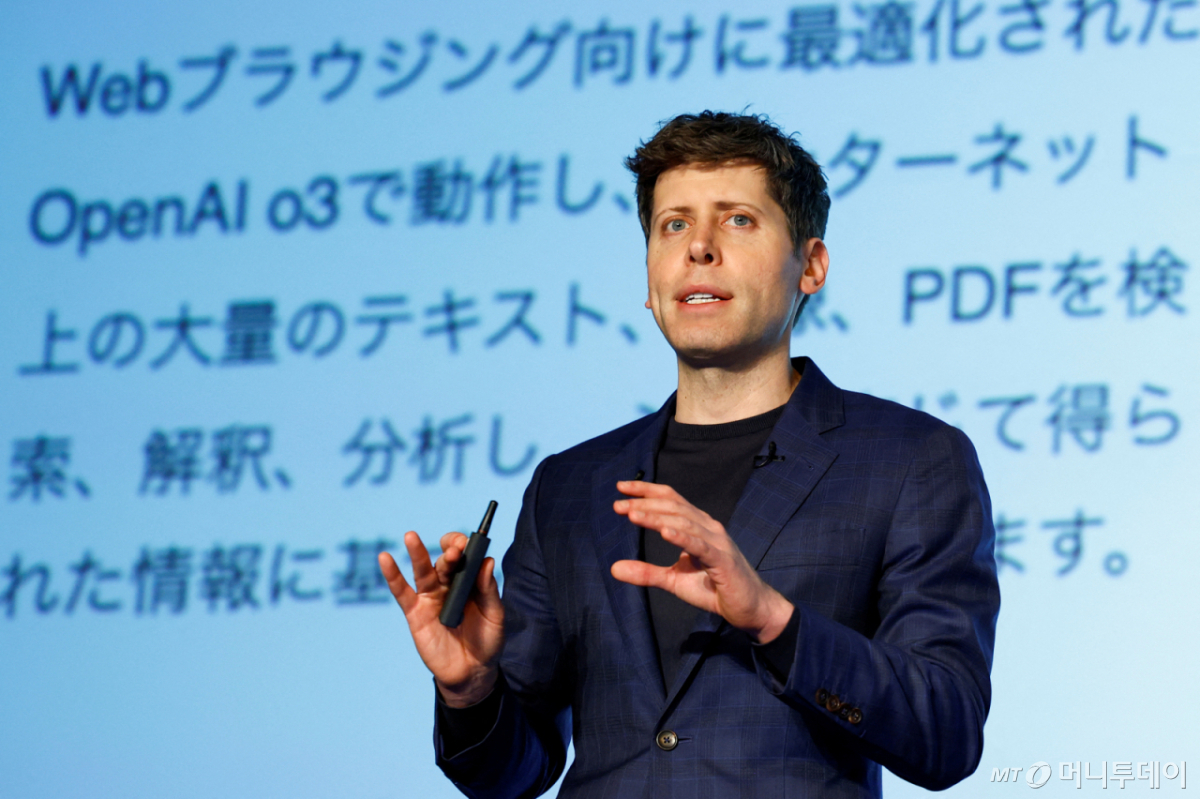 오픈AI CEO 샘 올트먼.