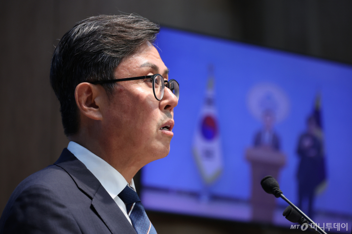 [서울=뉴시스] 최진석 기자 = 안도걸 더불어민주당 의원이 4일 여의도 국회 소통관에서 2027년도 예산안 관련 기자회견을 하고 있다. 2026.09.04. /사진=