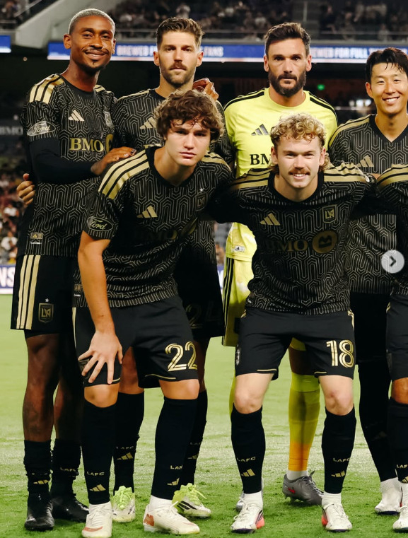 선발 출전한 손흥민(맨 오른쪽)의 모습. /사진=LAFC 공식 SNS 갈무리