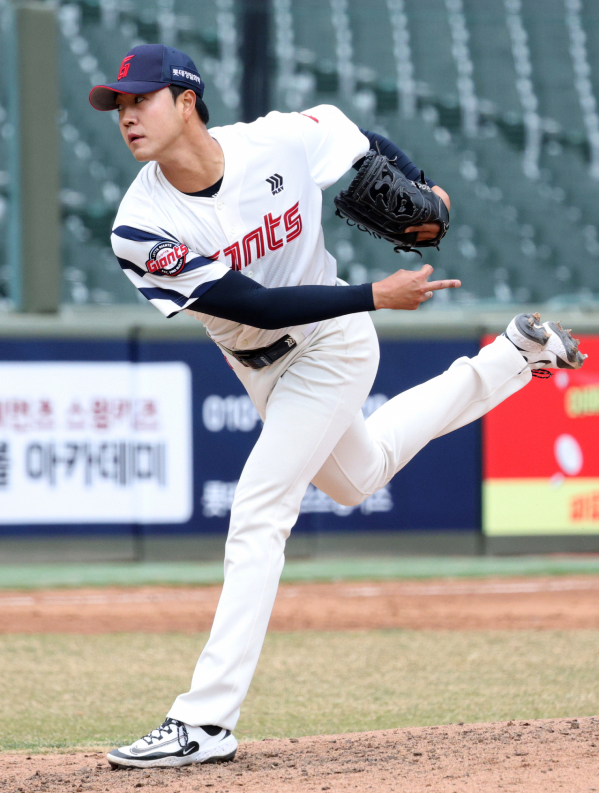 2026 신한 SOLKBO리그 시범경기 롯데 자이언츠 대 KT 위즈 경기가 3월 12일 부산 사직야구장에서 열렸다. /사진=김진경 kim.jinkyung@
