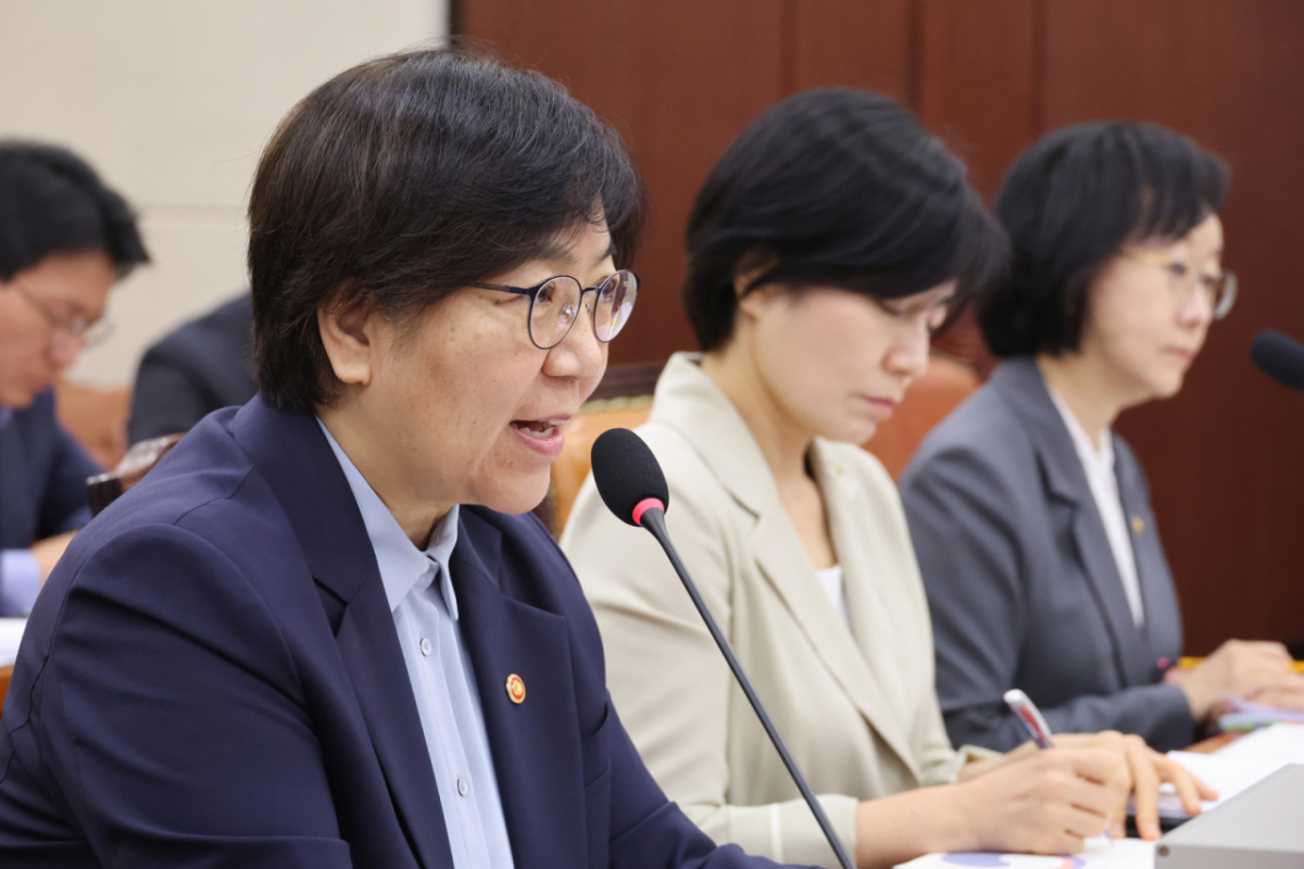 (서울=뉴스1) 신웅수 기자 = 정은경 보건복지부 장관이 11일 서울 여의도 국회에서 열린 보건복지위원회 전체회의에서 의원 질의에 답변하고 있다.  2026.9.11/뉴스1  Copyright © 뉴스1. All rights reserved. 무단 전재 및 재배포,  AI학습 이용 금지. /사진=(서울=뉴스1) 신웅수 기자