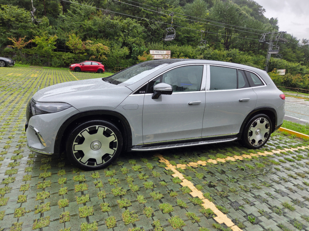마이바흐 EQS 680 SUV 외부/사진=유선일 기자
