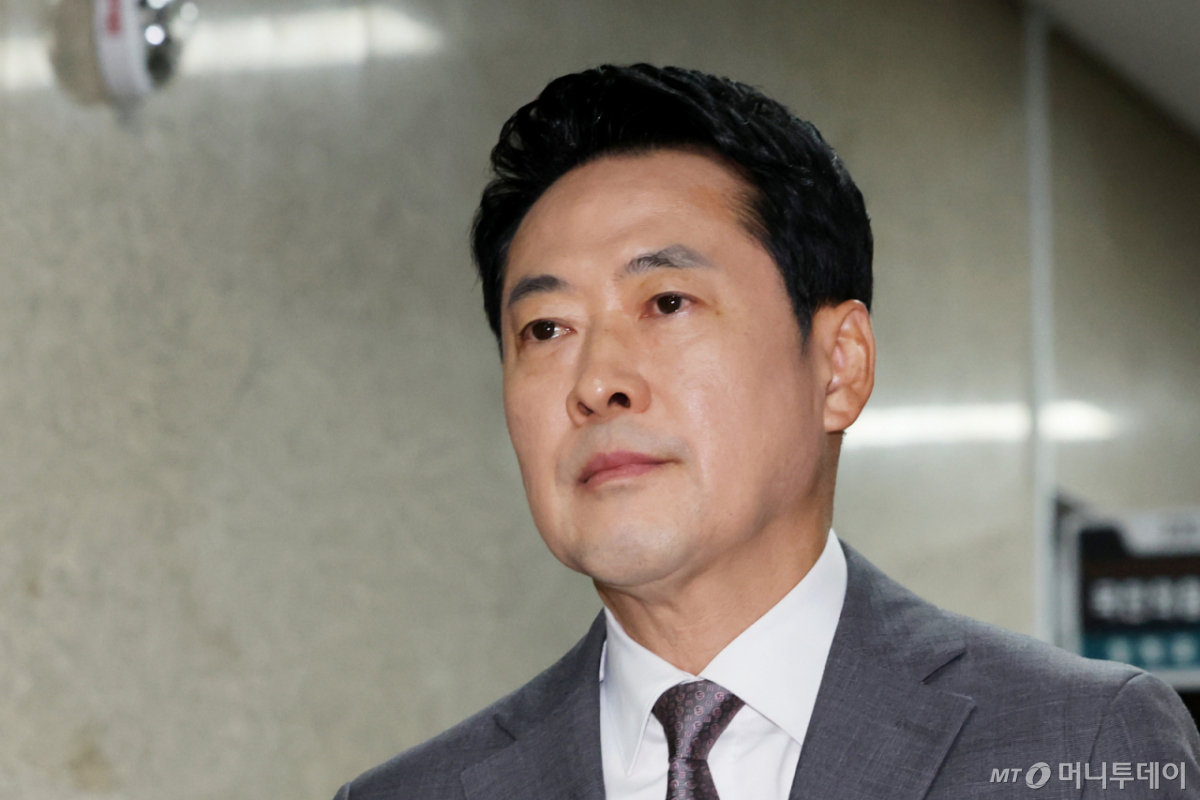 (서울=뉴스1) 황기선 기자 = 장동혁 국민의힘 대표가 14일 오전 서울 여의도 국회에서 열린 최고위원회의에 참석하고 있다. 2026.9.14/뉴스1 Copyright © 뉴스1. All rights reserved. 무단 전재 및 재배포, AI학습 이용 금지. /사진=(서울=뉴스1) 황기선 기자