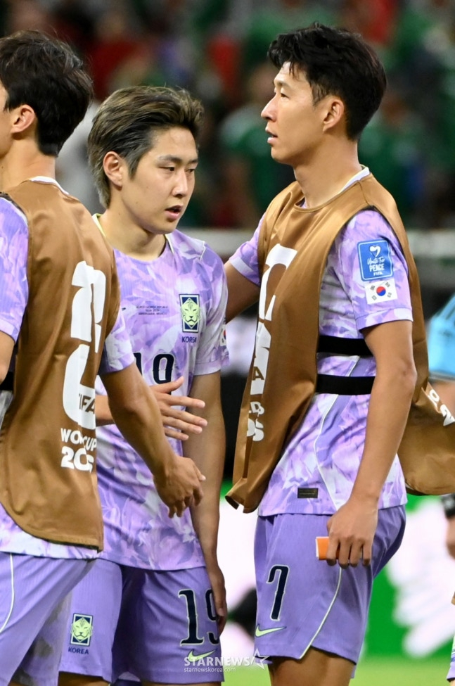 이강인(왼쪽)과 손흥민. /사진=김진경 대기자