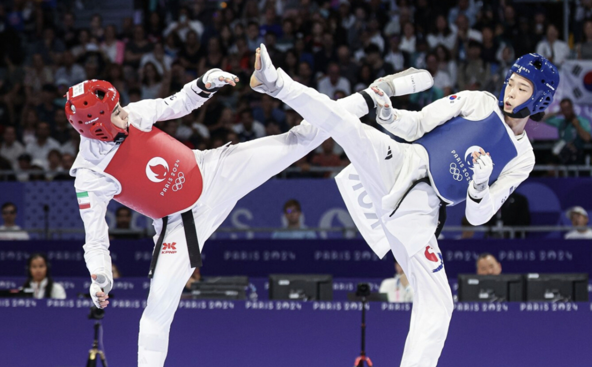 파리 올림픽 당시 경기 중인 한국 태권도 국가대표 김유진(오른쪽)/사진=뉴스1