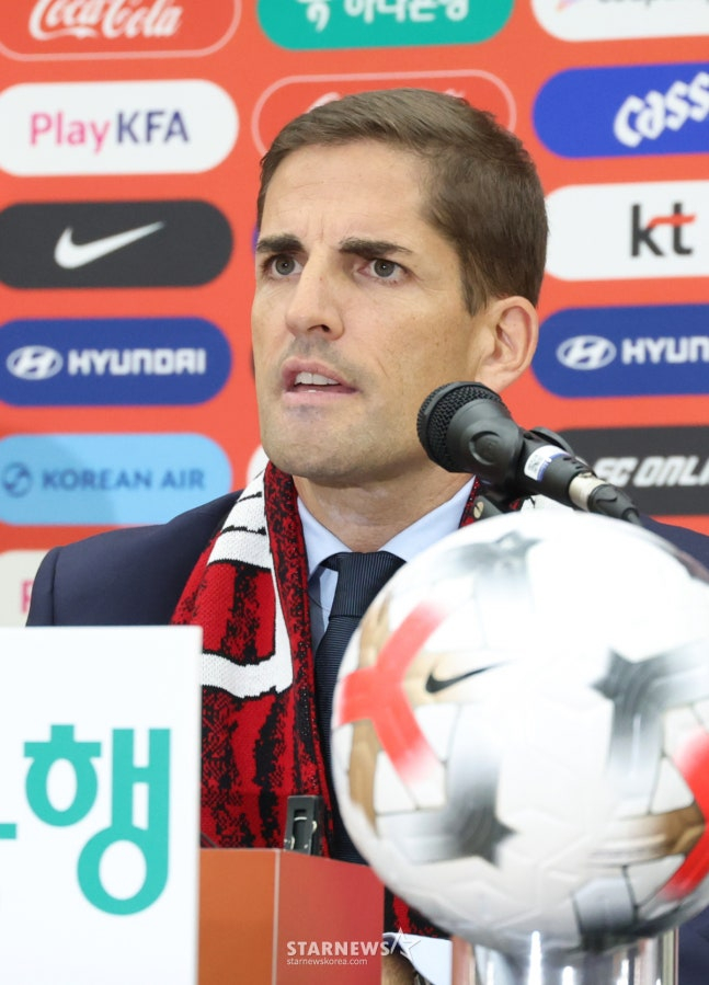 로베르트 모레노 감독. /사진=김진경 대기자