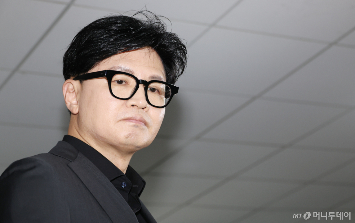 한동훈 무소속 의원이 15일 여의도 국회 의원회관에서 김승원 법무부 장관 후보자를 비롯한 현안 관련 기자회견을 하고 있다. /사진=뉴시스