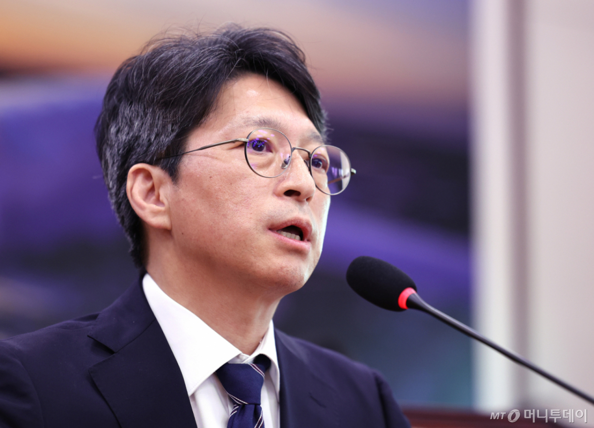 (서울=뉴스1) 박지혜 기자 = 홍지선 국토교통부 장관 후보자가 16일 서울 여의도 국회에서 열린 인사청문회에서 의원들의 질의에 답하고 있다. 2026.9.16/뉴스1 Copyright © 뉴스1. All rights reserved. 무단 전재 및 재배포, AI학습 이용 금지. /사진=(서울=뉴스1) 박지혜 기자