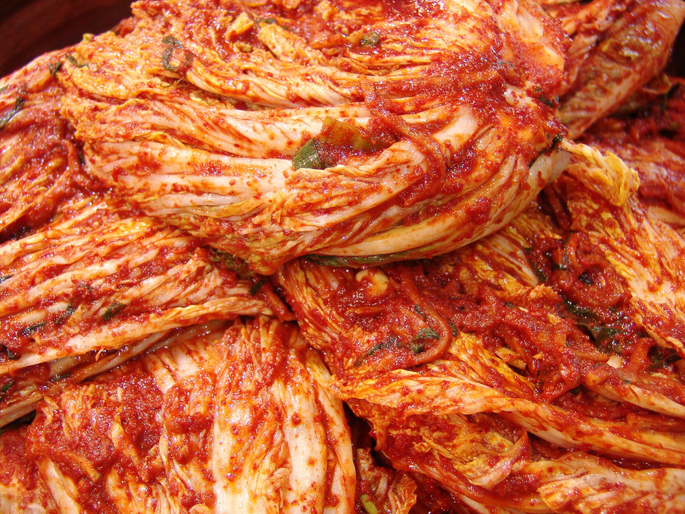 6년 동안 돈을 갚지 않자 사무실로 찾아가 김칫국물이 담긴 봉투를 던지는 등 채무자를 폭행한 70대 여성이 벌금형을 선고받았다. 위 사진은 기사 내용과 무관한 자료사진/사진=게티이미지뱅크