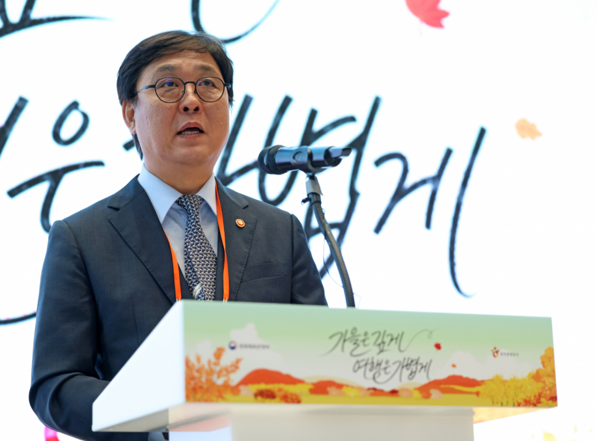 최휘영 문화체육관광부 장관이 지난 15일 서울 성동구 KT&G 상상플래닛에서 열린 '여행가는 달' 캠페인 선포식에서 개회사를 하고 있다. / 사진제공 = 문화체육관광부