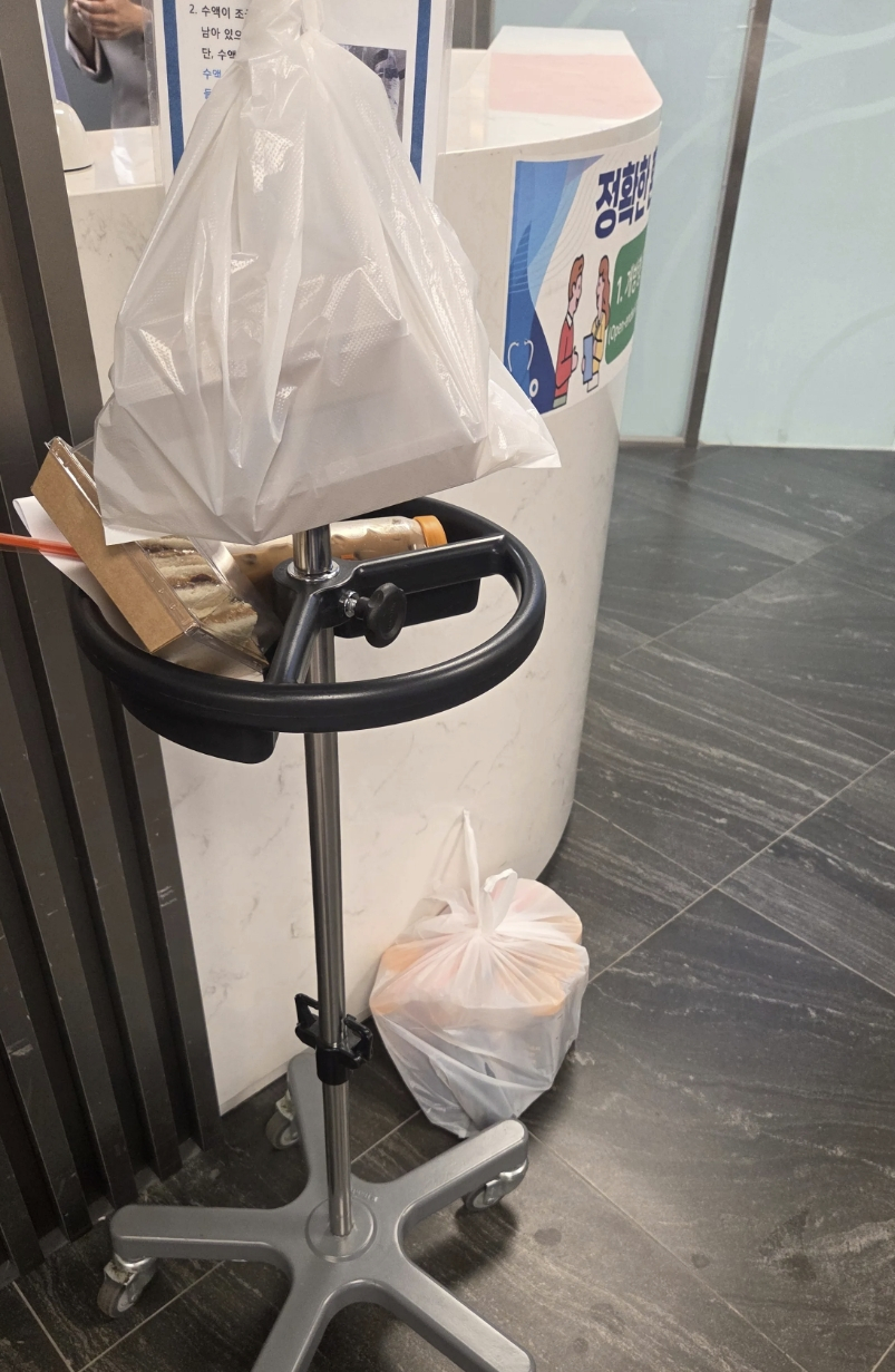고마운 마음에 의료진에 음료를 선물한 A씨/사진=A씨 제공
