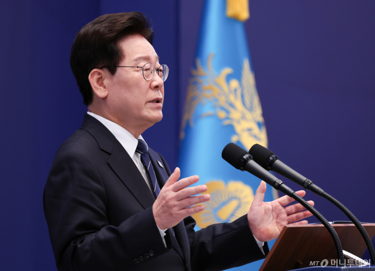 (서울=뉴스1) 허경 기자 = 이재명 대통령이 18일 청와대 영빈관에서 열린 현안 기자회견에서 발언하고 있다. (청와대통신사진기자단) 2026.9.18/뉴스1 Copyright © 뉴스1. All rights reserved. 무단 전재 및 재배포, AI학습 이용 금지. /사진=(서울=뉴스1) 허경 기자
