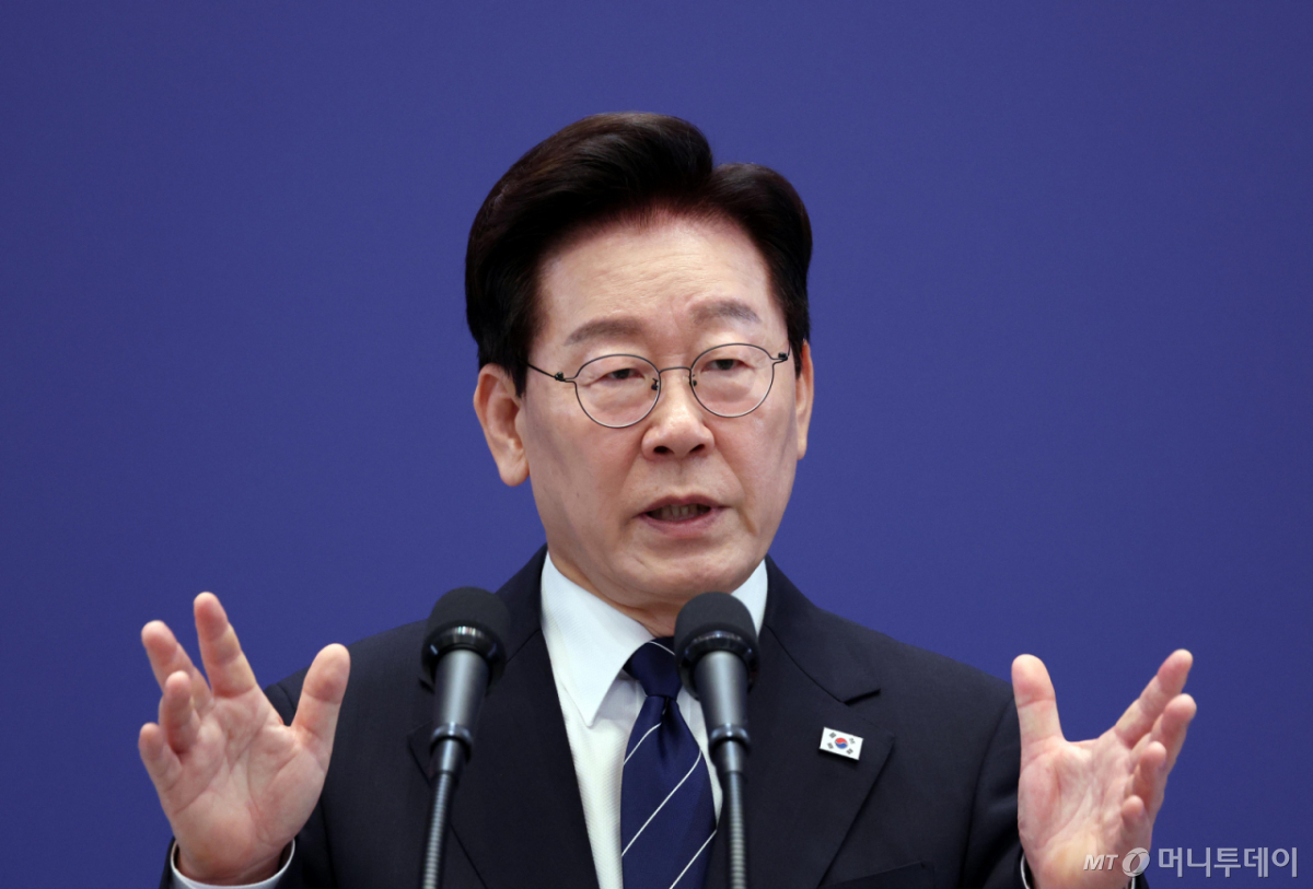 이재명 대통령이 18일 청와대 영빈관에서 열린 기자회견 '국민의 뜻, 국민의 삶 더 살피겠습니다'에서 취재진 질문에 답변하고 있다. 2026.09.18. /사진=김진아