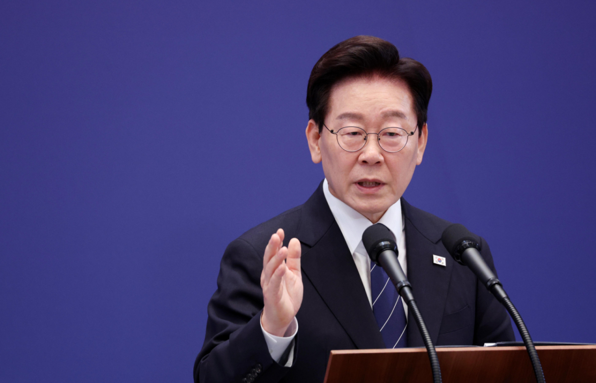 이재명 대통령이 18일 청와대 영빈관에서 열린 기자회견 '국민의 뜻, 국민의 삶 더 살피겠습니다'에서 취재진 질문에 답변하고 있다. 2026.09.18. bluesoda@newsis.com /사진=뉴시스