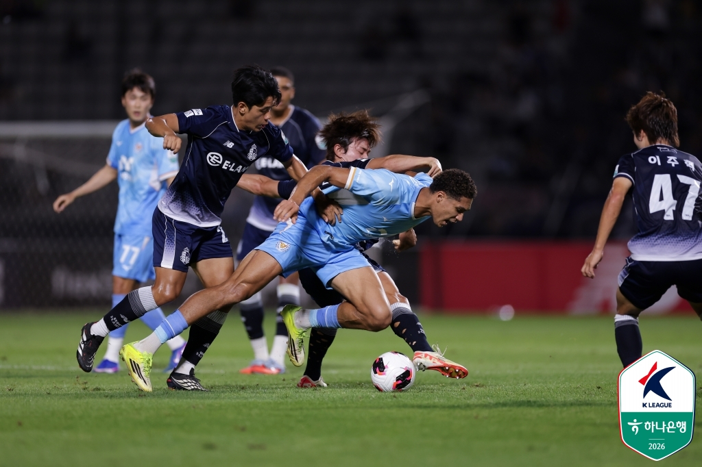 서울이랜드-대구FC 경기 장면. /사진=한국프로축구연맹 제공