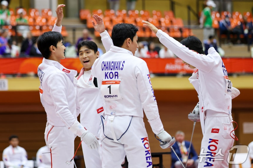 대한민국 근대5종 남자 대표팀 전웅태(왼쪽부터), 김영하, 서창완, 이종현. /사진=뉴스1 제공