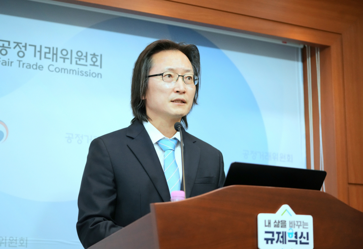 주병기 공정거래위원장이 21일 정부세종청사에서 취임 1주년 기념 기자간담회를 갖고 발언하고 있다./사진제공=공정위