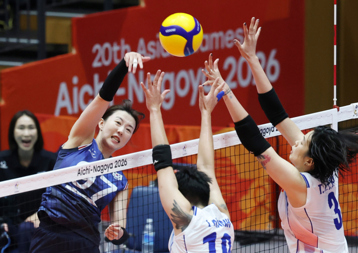 지난 18일 일본 파크 아레나 고마키에서 열린 2026 아이치·나고야 아시안게임 여자배구 조별리그 D조 3차전 대한민국과 베트남의 경기, 강소휘가 공격하고 있다. /사진=뉴스1 /사진=(고마키=뉴스1) 김민지 기자