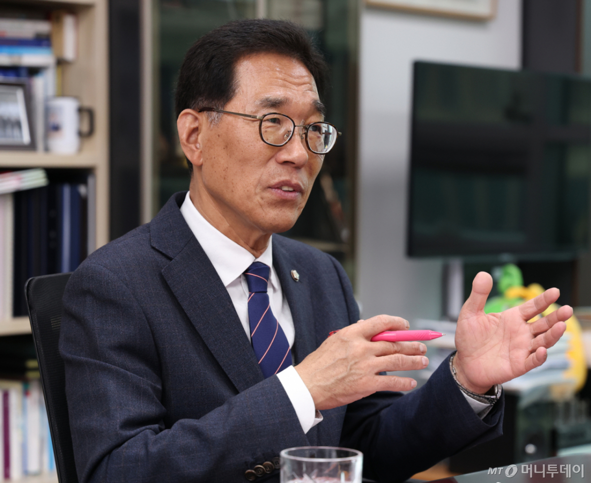 김주영 더불어민주당 의원  인터뷰 /사진=이기범 기자 leekb@