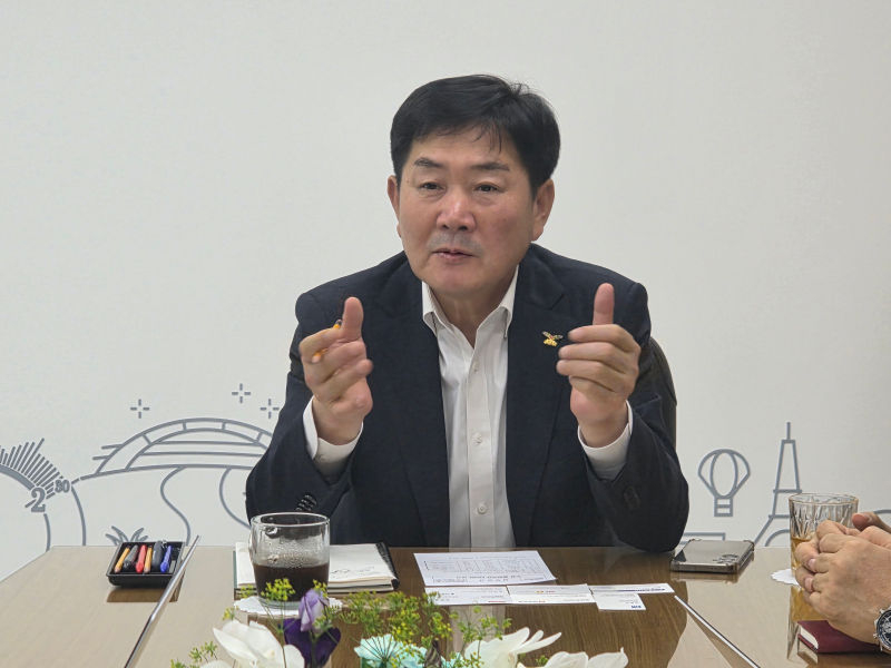 조용호 시장이 계획을 설명하고 있다./사진=이민호기자