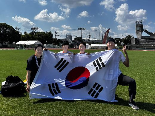 대한민국 육상 4x400m 혼성계주팀. /사진=대한육상연맹 제공