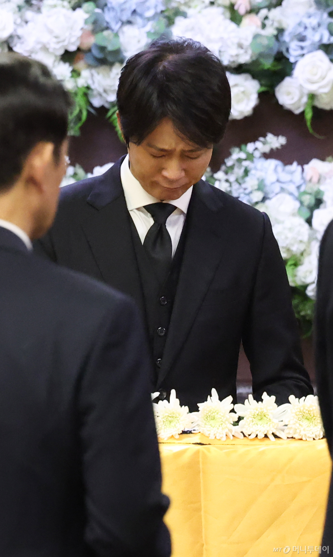 2025년 11월27일 배우 고(故) 이순재의 영결식에 참석한 배우 최수종의 모습. /사진=머니투데이 사진DB