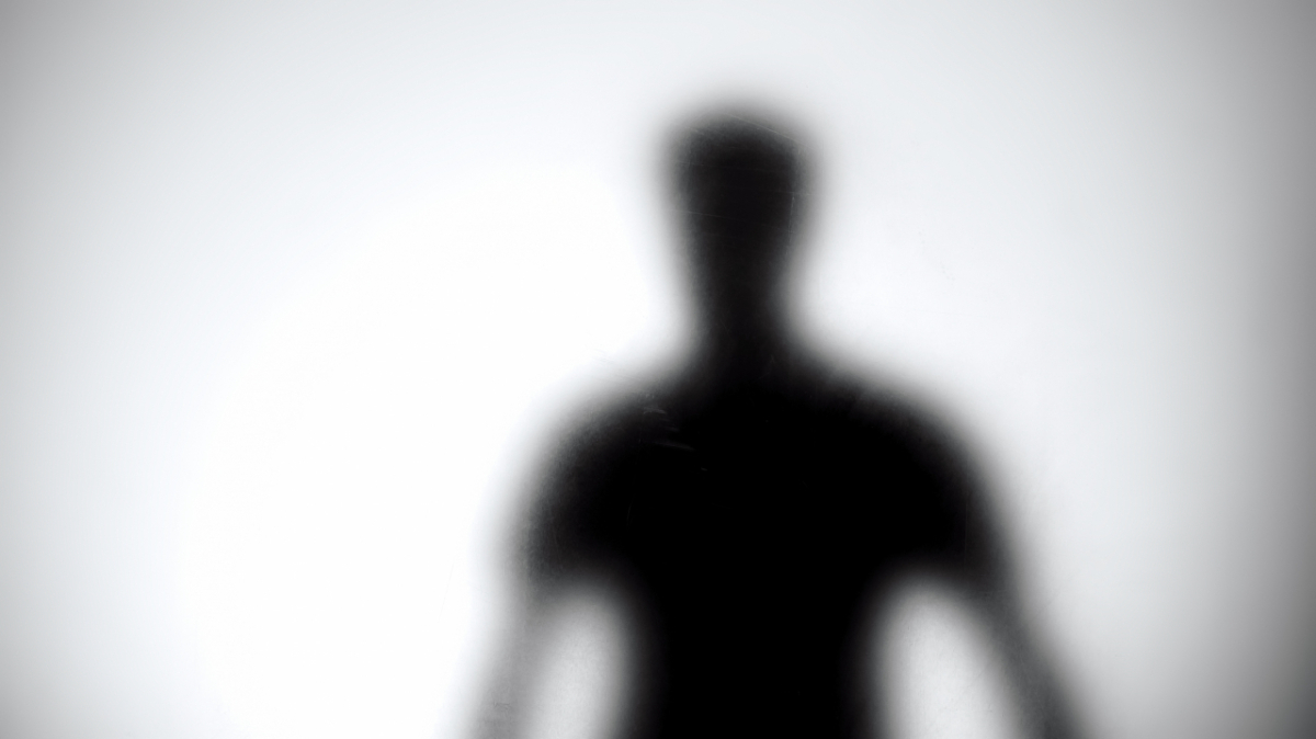 아내는 A양에게 불닭소스를 먹이고, 두개골이 골절됐을 때는 약병에 소주를 넣어 먹인 사실을 인정했다. 그는 "평소 밥을 잘 먹지 않아 입맛을 돌게 하려고 소스를 먹인 것"이라며 "소주는 시골 어른들이 가끔 먹이는 일이 있어서 혈액순환에 도움이 될 것 같아 먹였다"고 주장했다. 소주 등을 먹인 것은 당시가 처음이었다고 덧붙였다. /사진=게티이미지뱅크
