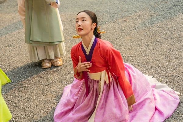 넷플릭스 '스캔들'의 한선화./사진=넷플릭스