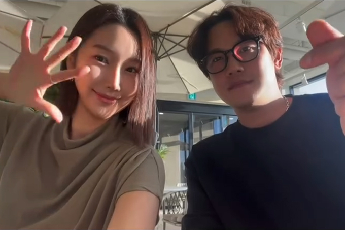 미스코리아 출신 아나운서 정유성이 7살 연상의 야구선수 서진용(SSG 랜더스)과 결혼과 득녀 소식을 알렸다. /사진=정유성 인스타그램