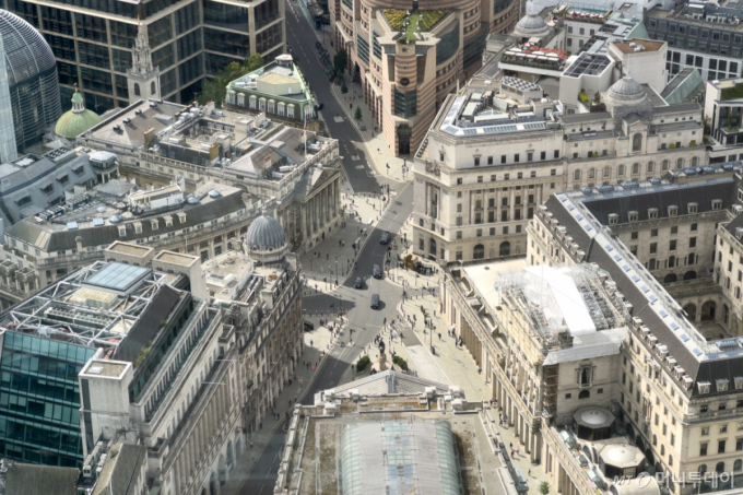유럽권 주요 금융기관이 밀집한 영국 런던 시티오브런던 교차로 '뱅크 정션'(Bank Junction). /사진=성시호