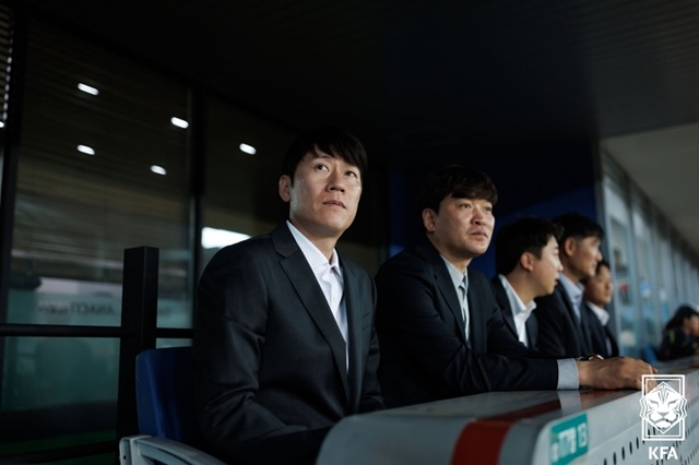 김은중 감독(왼쪽). /사진=대한축구협회 제공