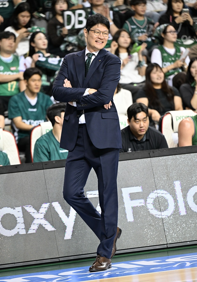 이규섭 원주 DB 감독. /사진=KBL 제공