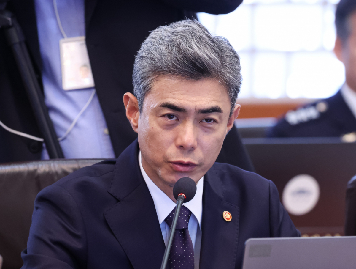 (서울=뉴스1) 허경 기자 = 강신철 국방부 장관이 6일 청와대에서 열린 국무회의에서 발언을 하고 있다. 2026.10.6/뉴스1 Copyright © 뉴스1. All rights reserved. 무단 전재 및 재배포, AI학습 이용 금지. /사진=(서울=뉴스1) 허경 기자