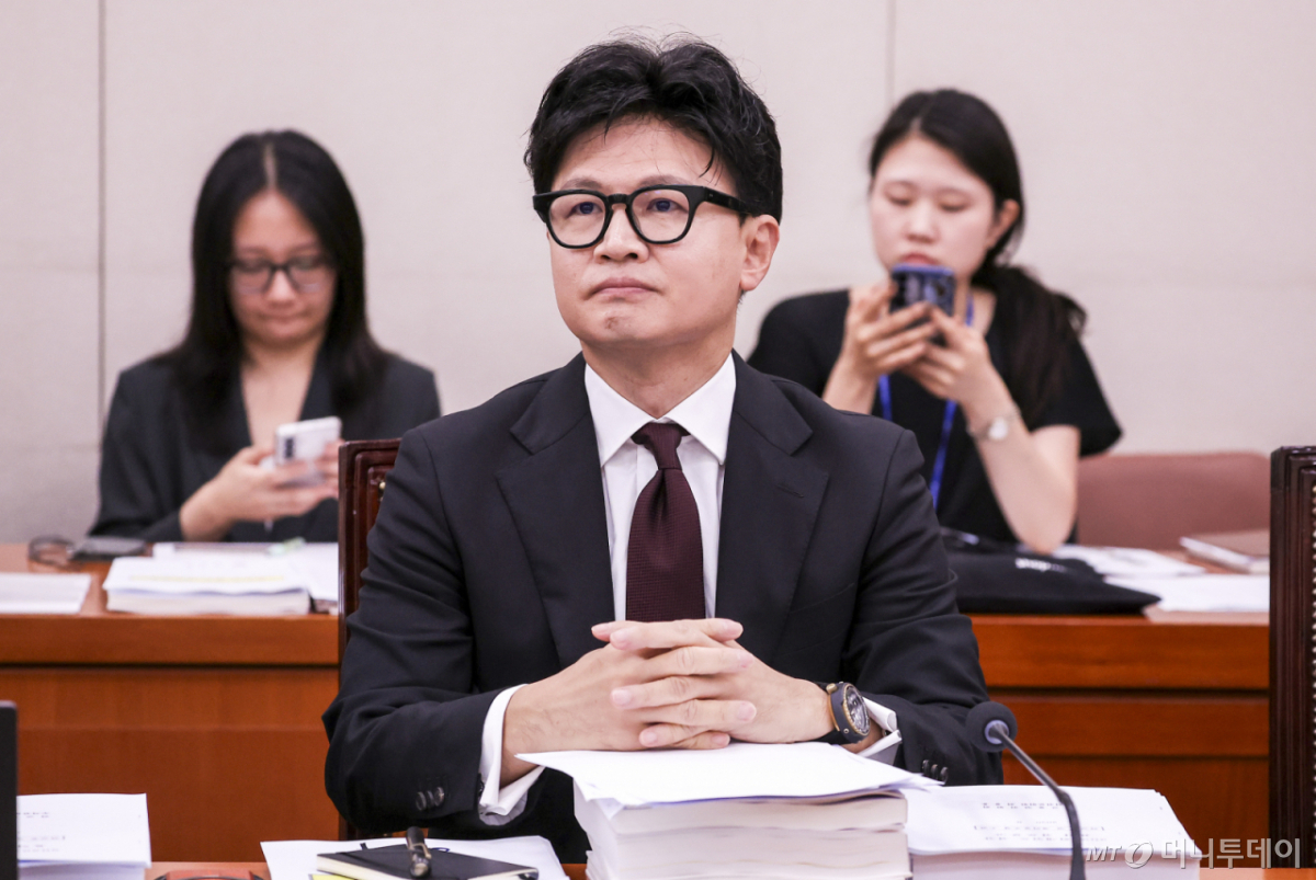 [서울=뉴시스] 정병혁 기자 = 한동훈 무소속 의원이 19일 서울 여의도 국회에서 열린 외교통일위원회 전체회의에 참석해 있다. 2026.08.19. jhope@newsis.com