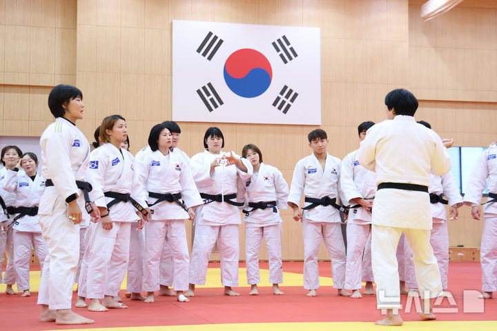 유도 국가대표팀이 지난 9월 9일 충북 진천 국가대표 선수촌에서 열린 2026 아이치·나고야 아시안게임 유도 국가대표팀 미디어데이에서 훈련을 하고 있다. /사진=뉴시스